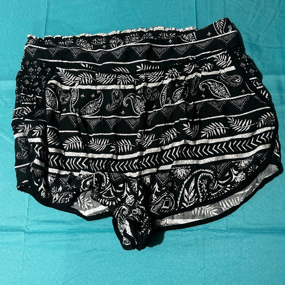 Roxy Black and White High Waist Shorts